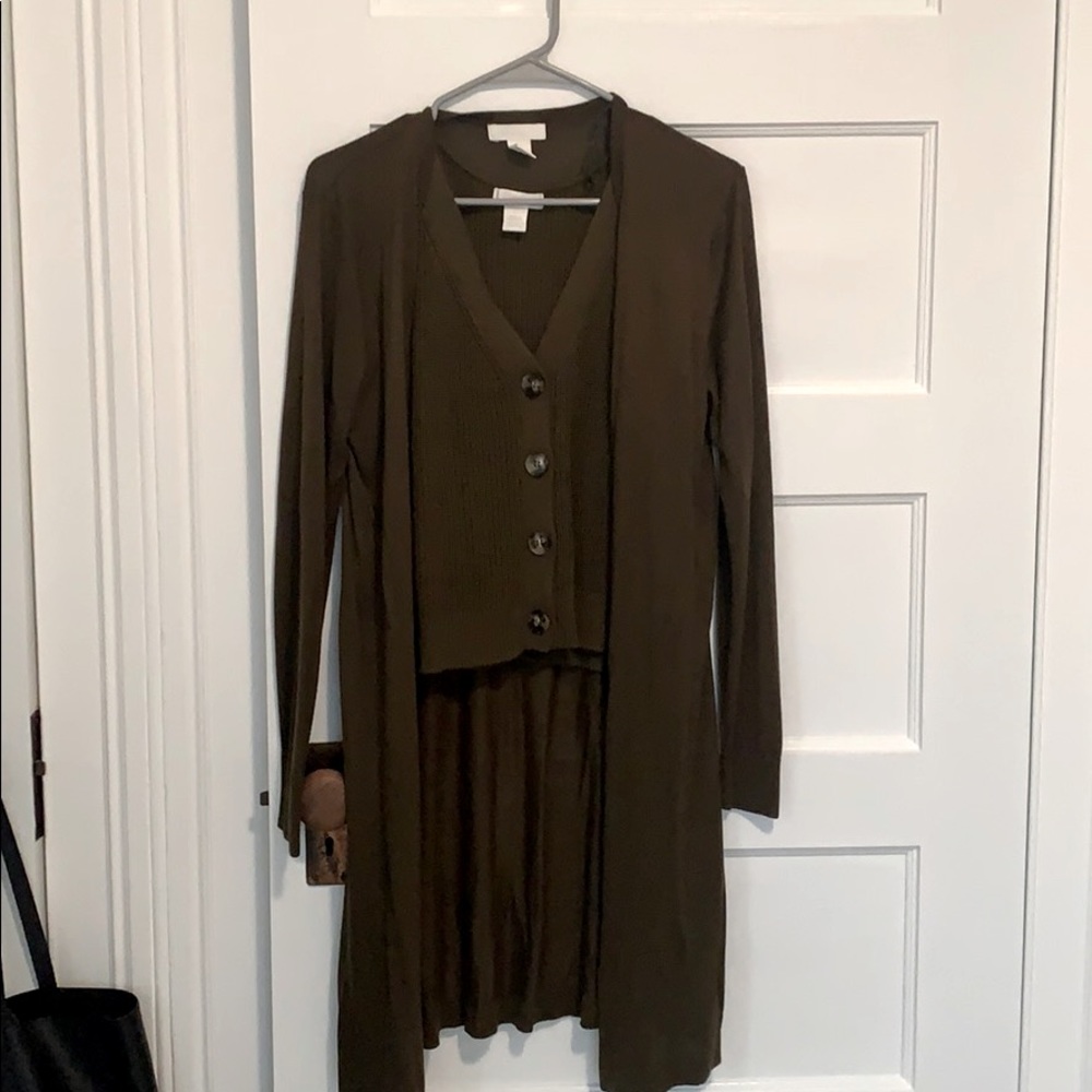 H and m olive green sweater tank and duster set